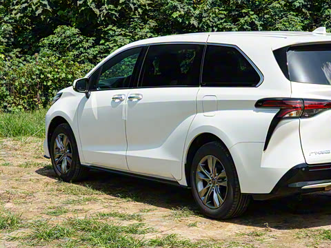 2026�� 2.5L ˫������������