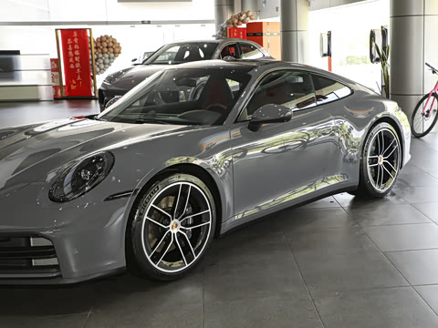 2026�� Carrera 3.0T
