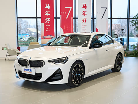 2026�� 225i M�˶���ҹ��װ