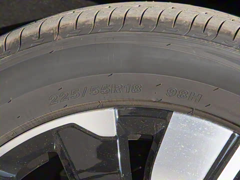 2026�� 550Max��ΪǬ��ADS SE��