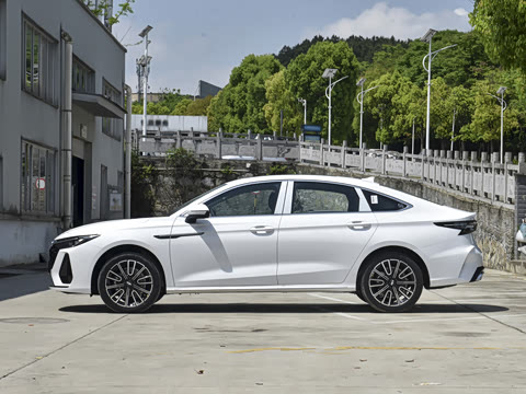 2026�� 1.6T ������