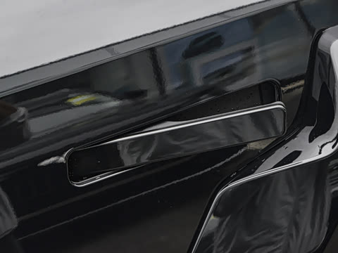 2025�� 215Զ�а�