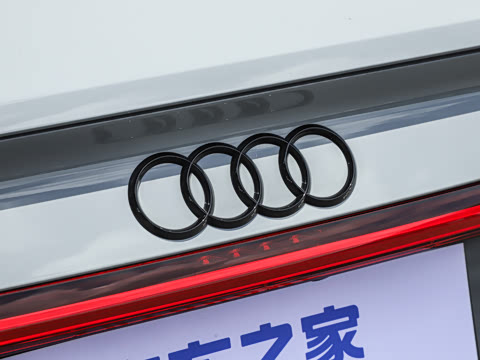 2025�� RS 7 4.0T Sportback performance
