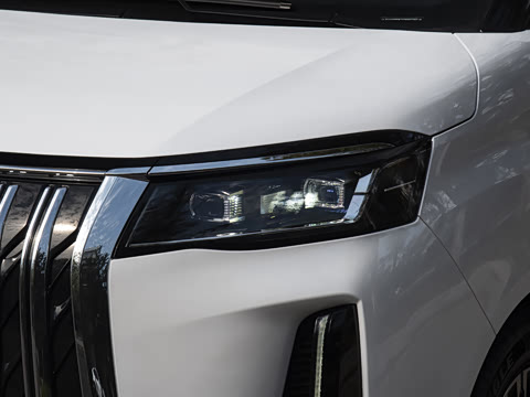 2026�� ���̰� 230�콢�� 7��