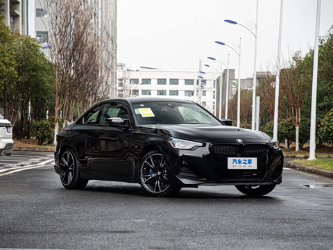 2026�� M240i xDrive