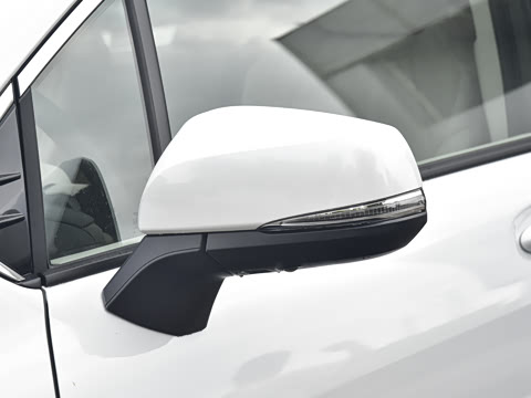 2027�� 2.5L ˫�����������