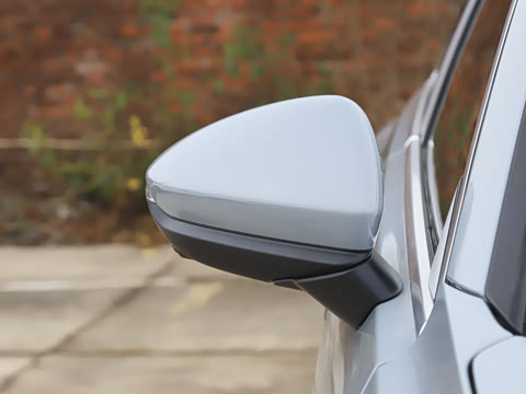 2026�� 2.0T Ǭ���Ǽݰ�