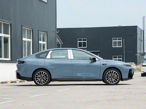 2025�� 550������