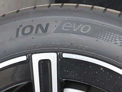 2026�� �ȷ�quattro��