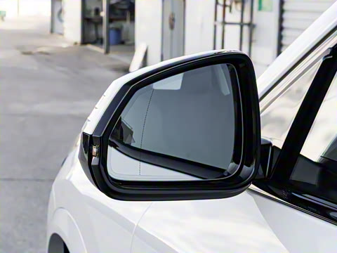 2025�� xDrive25i M�˶���ҹ��װ