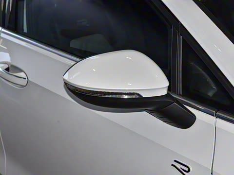 2026�� 300TSI R-Line