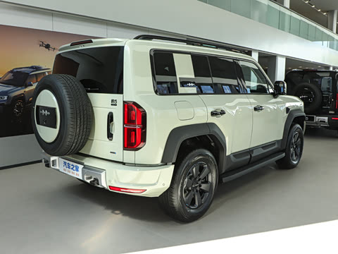 2025�� 210KM ��������Ultra��