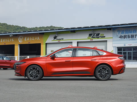 2026�� 1.5T  EcoBoost E �춯 ������