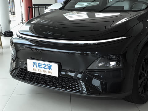 2025�� 625 ������ Max �Ƽ���