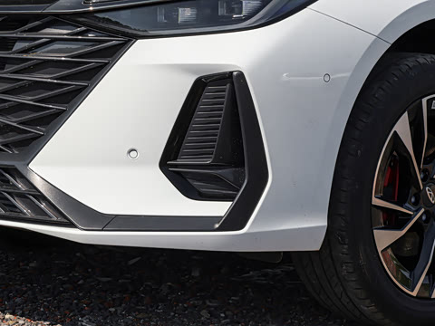2027�� ������ 2.0T ��