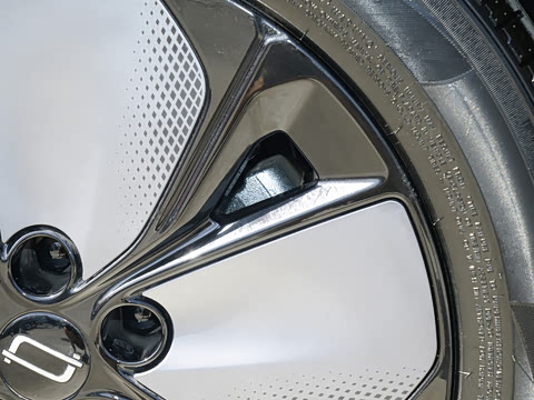 2026�� ���� 565 Plus