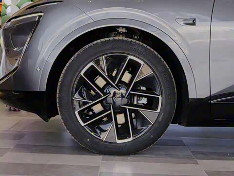 2026�� Max+ �����