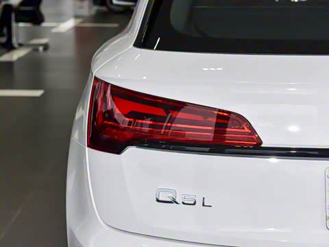 2026 45ذ 40 TFSI ʱж