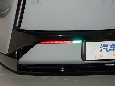 2025�� 702 ������ Ultra