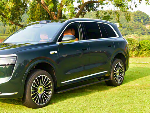 2025�� ���� Ultra ����������