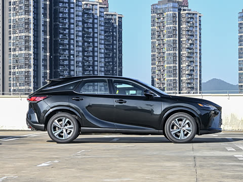 2026�� 300 ����������