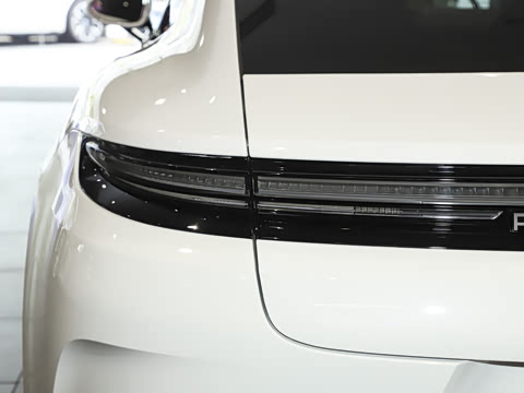 2026�� Panamera GTS 4.0T