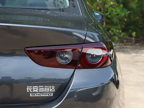 2025�� 2.0L �Զ����Ű�