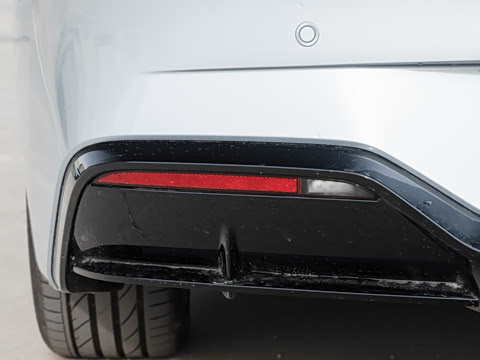 2025�� 630 Lite��