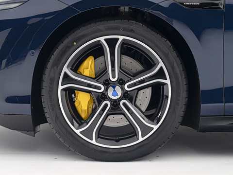 2026�� Z9S �����
