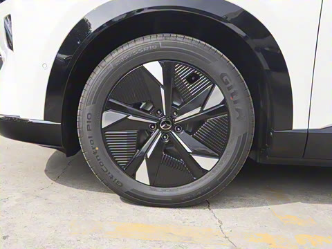 2025�� ����200 Pro