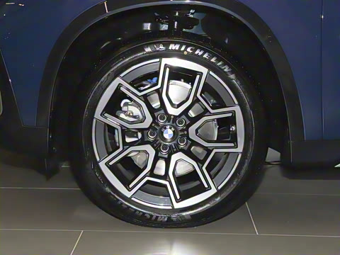 2025�� sDrive25Li X�����װ