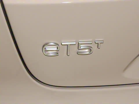 2025�� 100kWh Touring