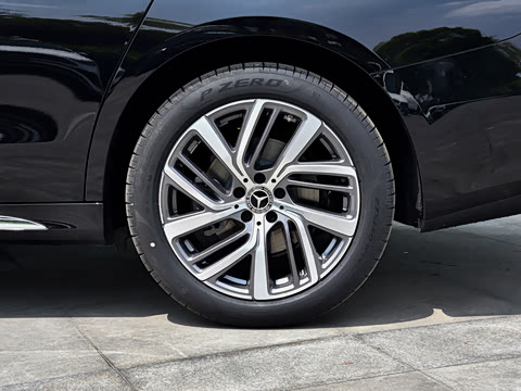 2026�� �Ŀ�� E 300 L ʱ����