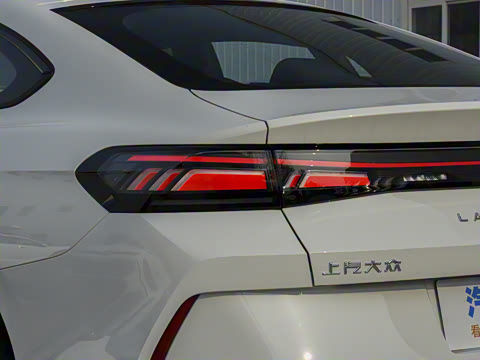 2026�� ���L 300TSI ��а�