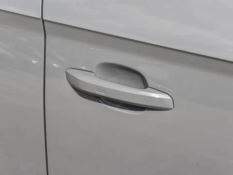 2026�� 45�����ذ� 40 TFSI ʱ�ж�����