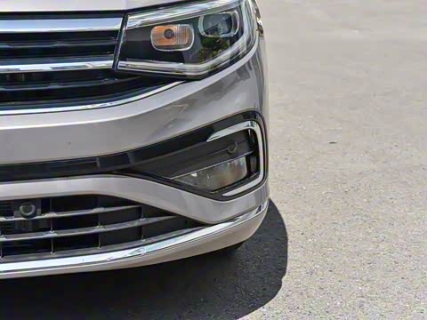 2025�� �Ŀ� 300TSI DSG���а�