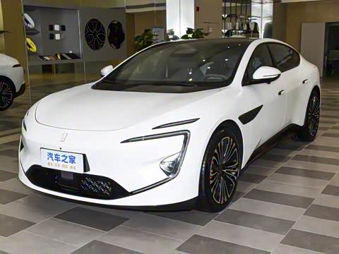 2025�� �Ŀ� Max���̰�