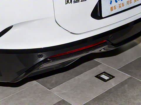 2025�� �Ŀ� Max���̰�