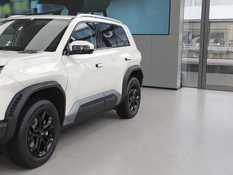 2025�� 501KM ����Ultra��