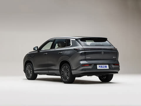 2027�� L8+ ������