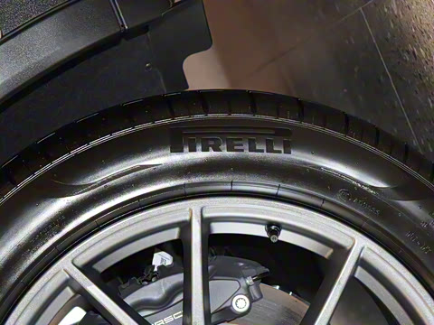 2025�� Cayenne 3.0T ���۰�