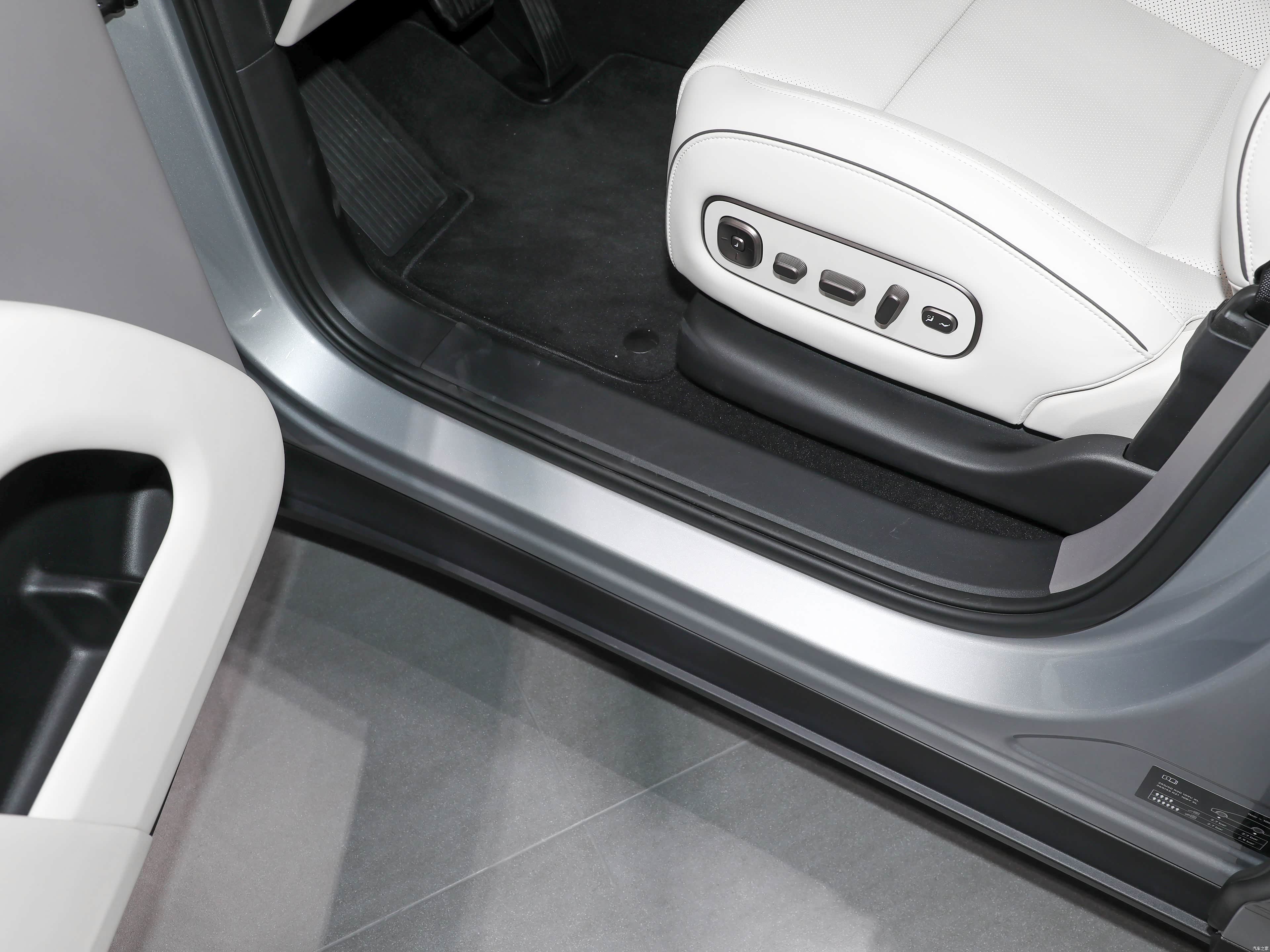 Li Auto i8, миниатюра 30