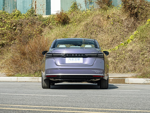 2026�� �������� 2.0L �����ʰ�