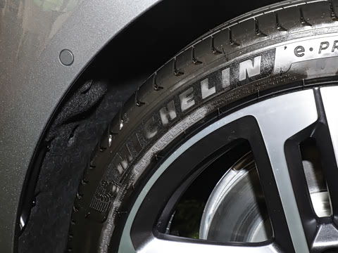 2025�� �ھ������ 100kWh Touring