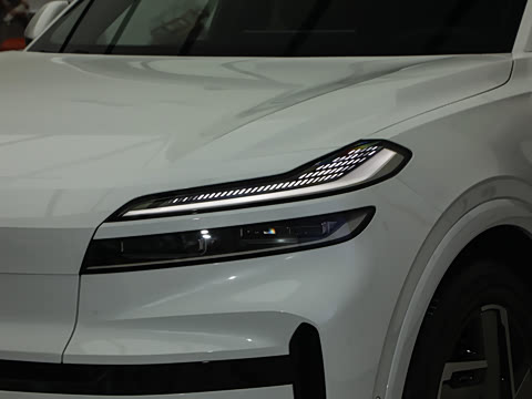 2025�� Max ������