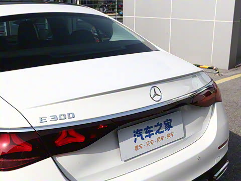 2026�� E 300 ʱ�����˶���