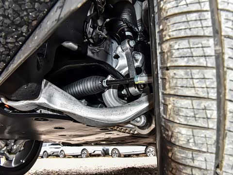 2025�� 3.0 L6 400PS SV���ٴ����ӳ��� 4��