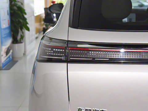 2025�� 185KM�����