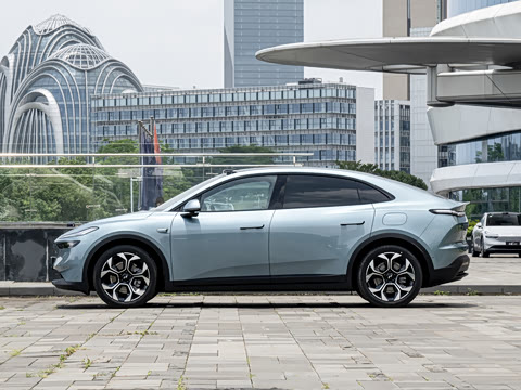 2026�� 85kWh Max+