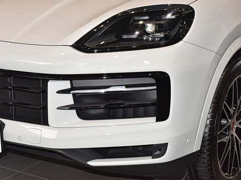 2026�� Cayenne Coup�� 3.0T